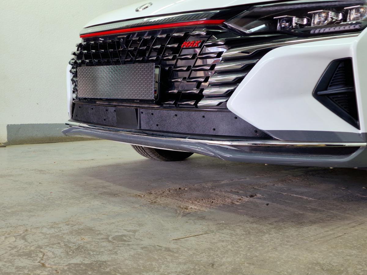 Зимняя заглушка радиатора на стяжке низ 2 части для Dongfeng Shine Max