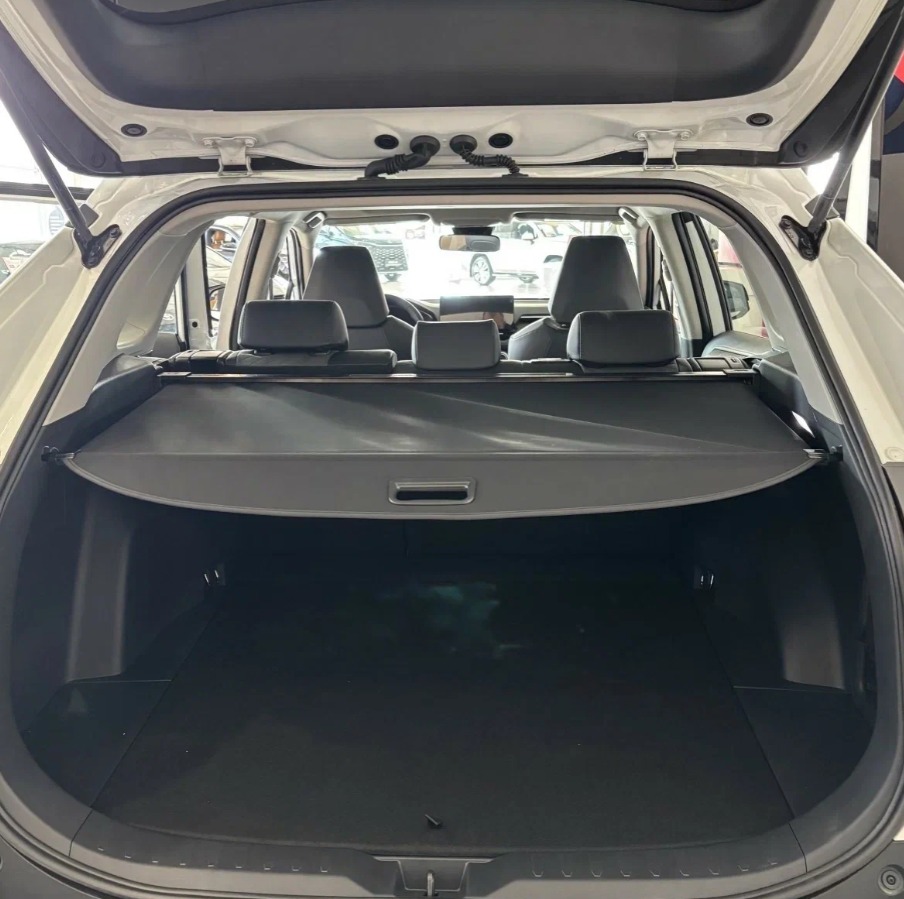 Шторка багажника для Toyota RAV4 V (XA50)