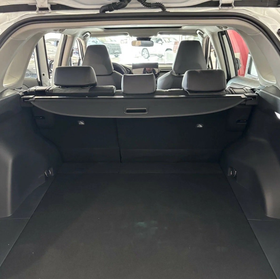 Шторка багажника для Toyota RAV4 V (XA50)