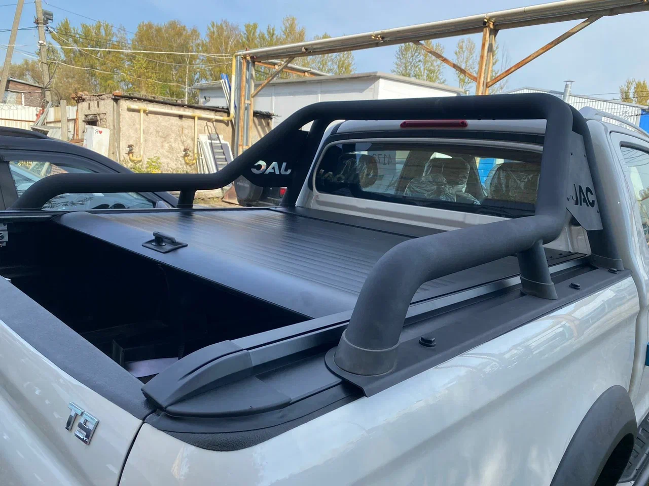 Роллета металлическая для Mitsubishi L200 VI