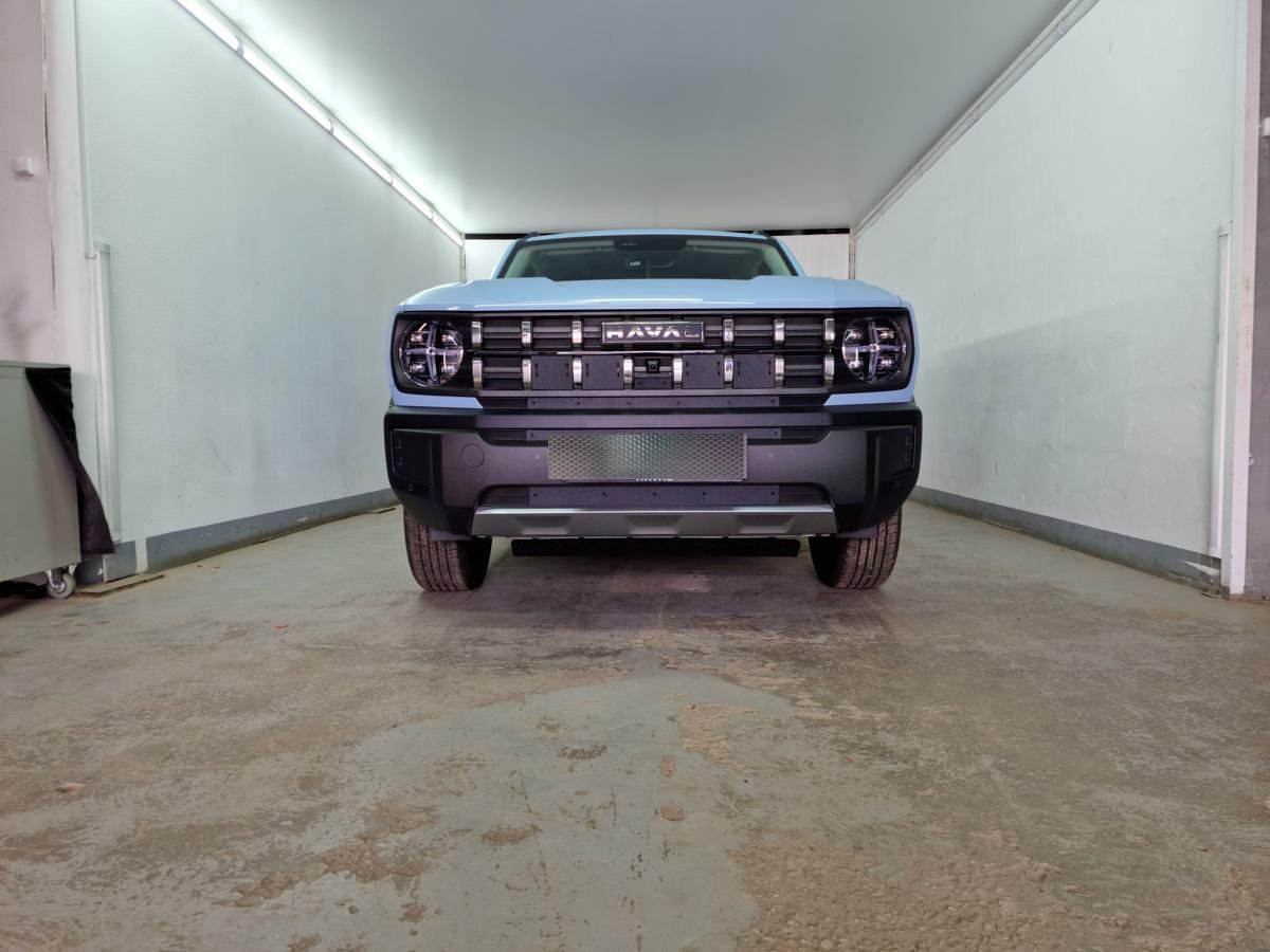 Зимняя заглушка радиатора на стяжке низ 3 части для Haval H3 I